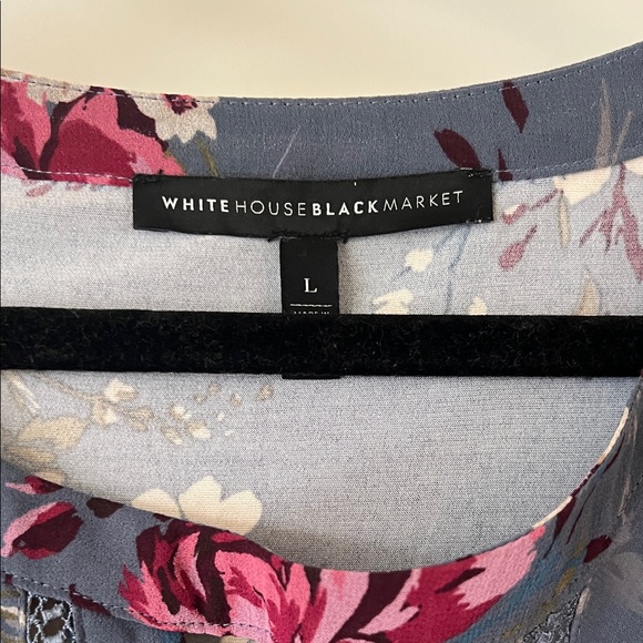 Chic Floral Blouse in Blue and Pink - Picture 2 of 6